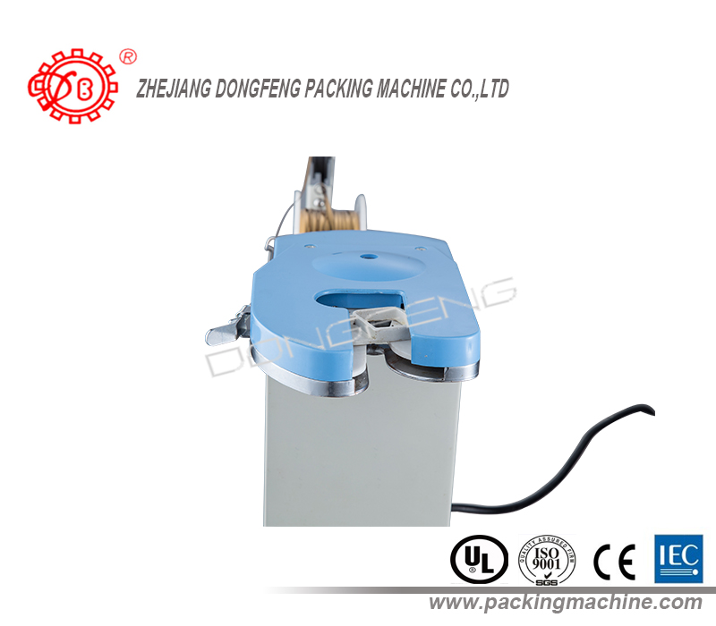 MACCHINA PER CRAVATTE (TD-E)